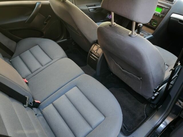 Черный Шкода Октавия, объемом двигателя 1.6 л и пробегом 253 тыс. км за 6200 $, фото 20 на Automoto.ua