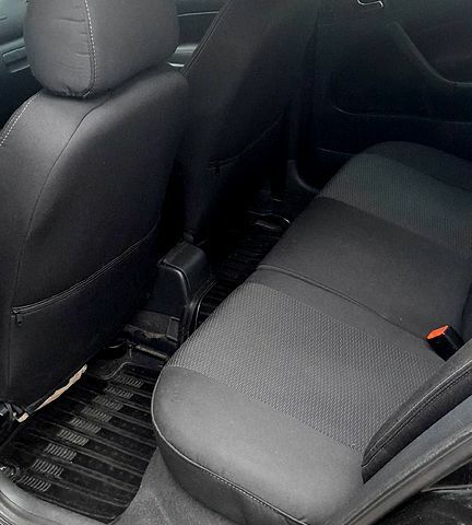 Черный Шкода Октавия, объемом двигателя 1.6 л и пробегом 229 тыс. км за 6300 $, фото 6 на Automoto.ua