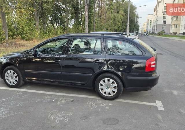 Чорний Шкода Октавія, об'ємом двигуна 1.6 л та пробігом 212 тис. км за 5700 $, фото 7 на Automoto.ua