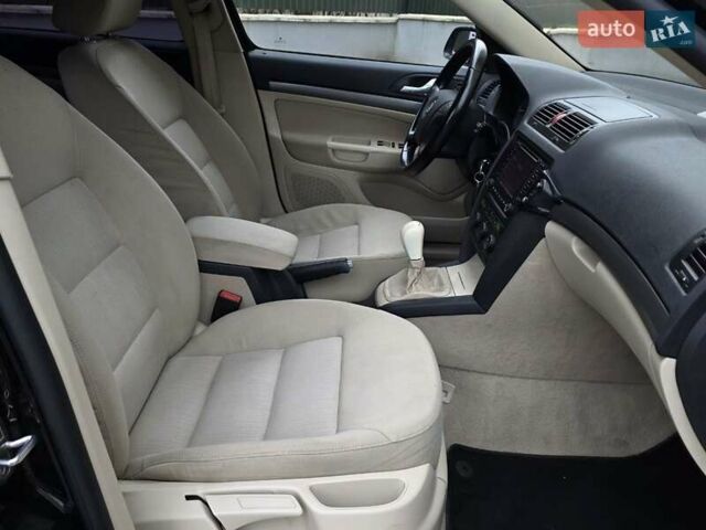 Чорний Шкода Октавія, об'ємом двигуна 1.6 л та пробігом 255 тис. км за 6300 $, фото 21 на Automoto.ua