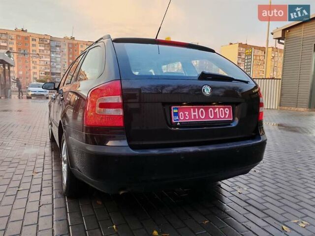 Черный Шкода Октавия, объемом двигателя 1.6 л и пробегом 258 тыс. км за 6200 $, фото 18 на Automoto.ua