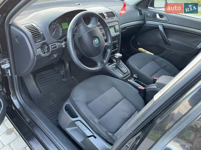 Черный Шкода Октавия, объемом двигателя 1.97 л и пробегом 342 тыс. км за 5300 $, фото 36 на Automoto.ua