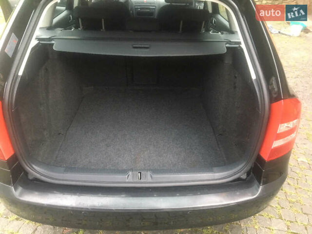 Черный Шкода Октавия, объемом двигателя 1.6 л и пробегом 223 тыс. км за 6300 $, фото 9 на Automoto.ua