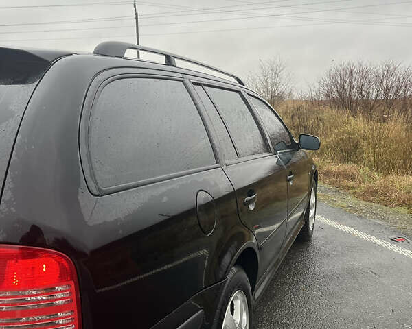 Чорний Шкода Октавія, об'ємом двигуна 1.6 л та пробігом 265 тис. км за 5800 $, фото 5 на Automoto.ua