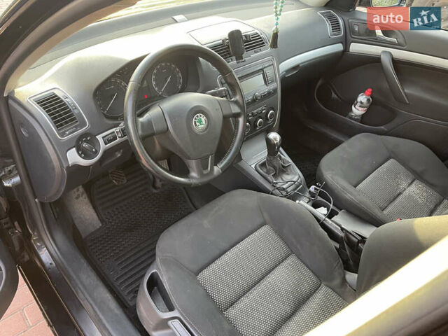 Чорний Шкода Октавія, об'ємом двигуна 1.6 л та пробігом 200 тис. км за 5300 $, фото 10 на Automoto.ua