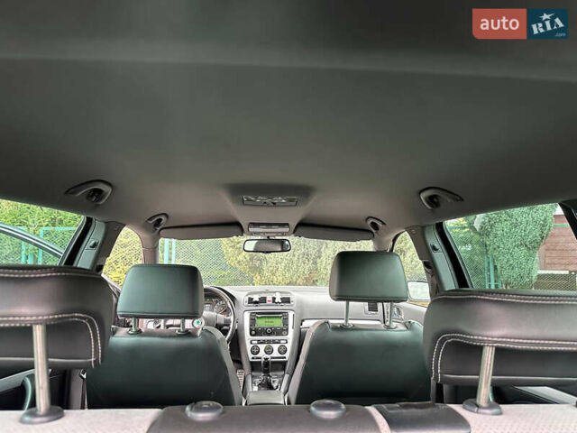 Черный Шкода Октавия, объемом двигателя 1.99 л и пробегом 270 тыс. км за 6200 $, фото 13 на Automoto.ua