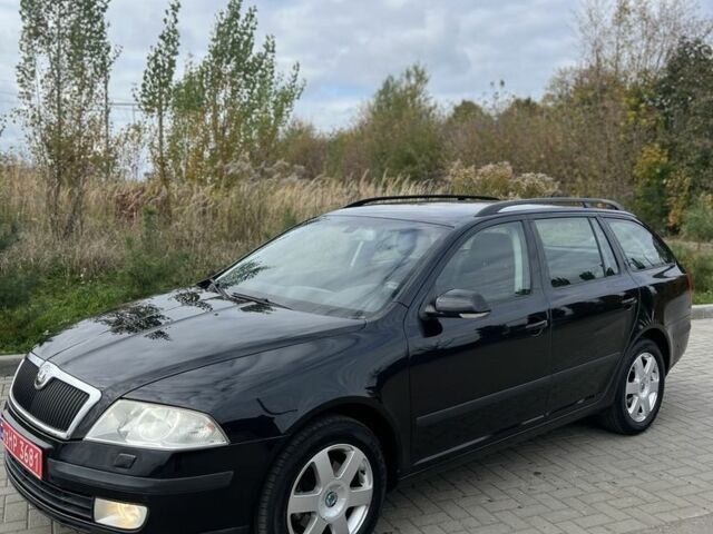 Чорний Шкода Октавія, об'ємом двигуна 1.6 л та пробігом 221 тис. км за 6100 $, фото 1 на Automoto.ua