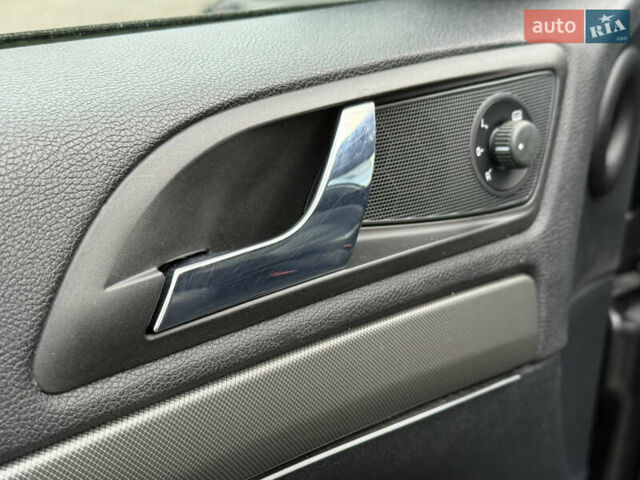 Черный Шкода Октавия, объемом двигателя 2 л и пробегом 196 тыс. км за 7850 $, фото 30 на Automoto.ua