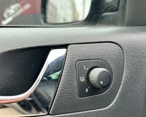 Черный Шкода Октавия, объемом двигателя 1.6 л и пробегом 198 тыс. км за 6300 $, фото 23 на Automoto.ua