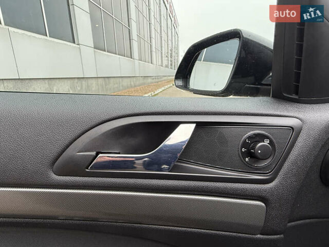 Черный Шкода Октавия, объемом двигателя 1.6 л и пробегом 211 тыс. км за 6500 $, фото 59 на Automoto.ua