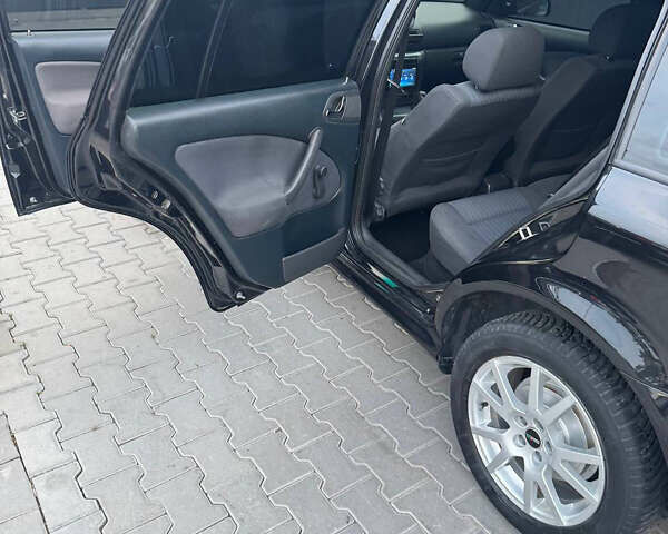 Черный Шкода Октавия, объемом двигателя 1.6 л и пробегом 210 тыс. км за 5500 $, фото 19 на Automoto.ua