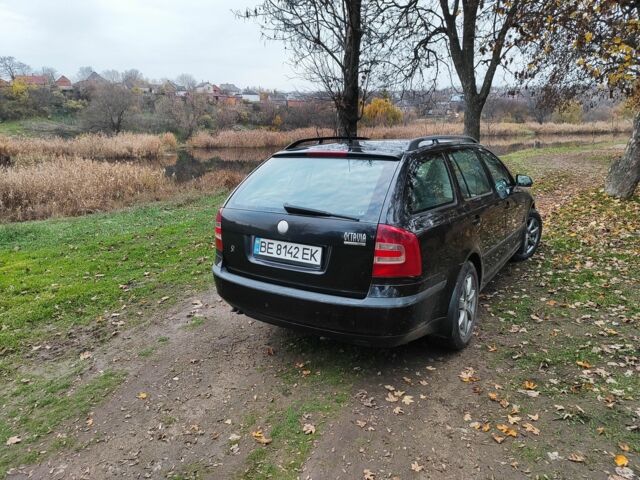 Черный Шкода Октавия, объемом двигателя 1.9 л и пробегом 312 тыс. км за 5750 $, фото 2 на Automoto.ua