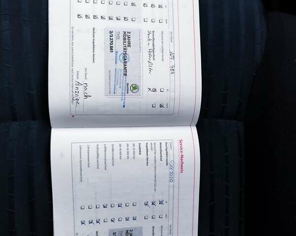 Черный Шкода Октавия, объемом двигателя 1.6 л и пробегом 183 тыс. км за 6999 $, фото 85 на Automoto.ua