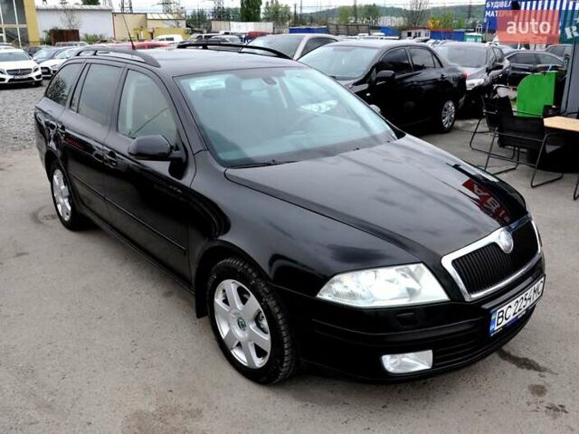 Чорний Шкода Октавія, об'ємом двигуна 2 л та пробігом 217 тис. км за 6800 $, фото 1 на Automoto.ua