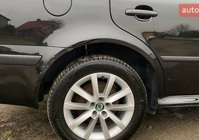 Черный Шкода Октавия, объемом двигателя 1.6 л и пробегом 206 тыс. км за 6300 $, фото 10 на Automoto.ua