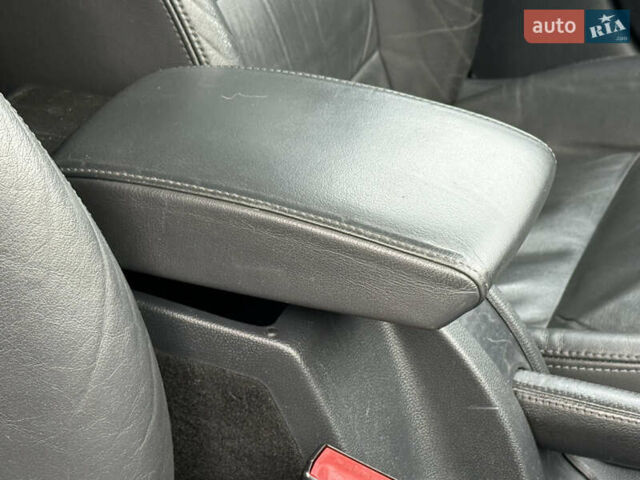 Черный Шкода Октавия, объемом двигателя 2 л и пробегом 196 тыс. км за 7850 $, фото 47 на Automoto.ua