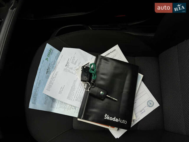 Черный Шкода Октавия, объемом двигателя 1.6 л и пробегом 210 тыс. км за 6450 $, фото 31 на Automoto.ua