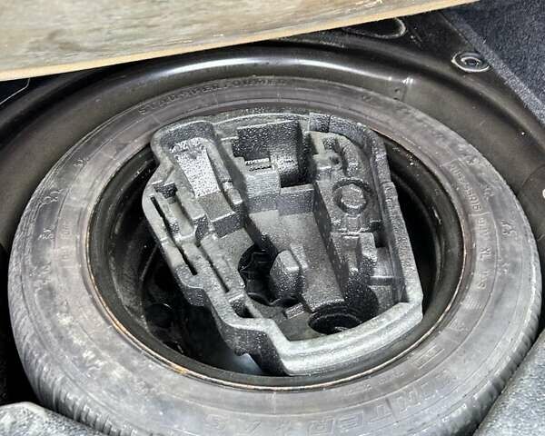 Чорний Шкода Октавія, об'ємом двигуна 1.6 л та пробігом 198 тис. км за 5900 $, фото 12 на Automoto.ua