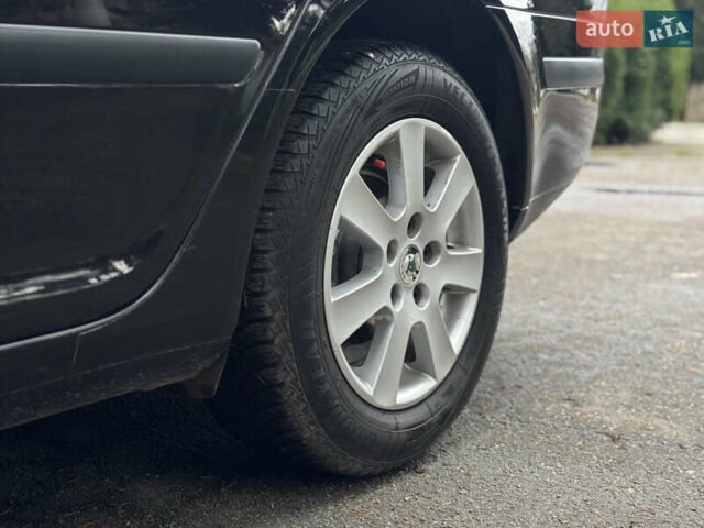 Черный Шкода Октавия, объемом двигателя 1.6 л и пробегом 210 тыс. км за 6450 $, фото 26 на Automoto.ua