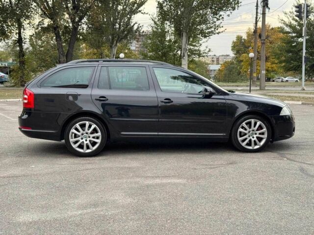 Черный Шкода Октавия, объемом двигателя 2 л и пробегом 250 тыс. км за 6990 $, фото 7 на Automoto.ua