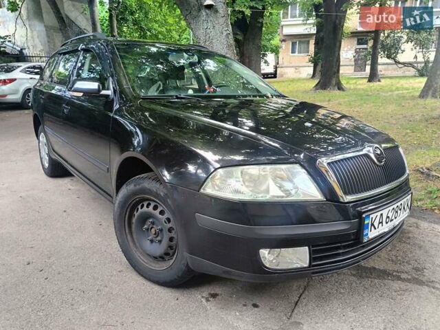 Черный Шкода Октавия, объемом двигателя 1.6 л и пробегом 294 тыс. км за 6200 $, фото 2 на Automoto.ua