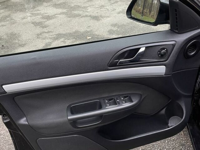 Черный Шкода Октавия, объемом двигателя 1.8 л и пробегом 189 тыс. км за 6400 $, фото 12 на Automoto.ua