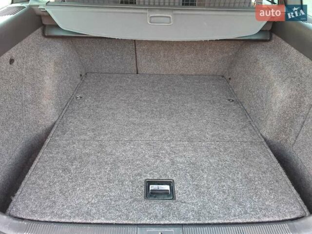 Черный Шкода Октавия, объемом двигателя 1.6 л и пробегом 183 тыс. км за 6999 $, фото 63 на Automoto.ua