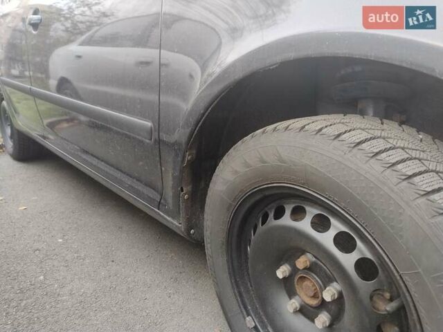 Черный Шкода Октавия, объемом двигателя 1.6 л и пробегом 303 тыс. км за 3900 $, фото 12 на Automoto.ua