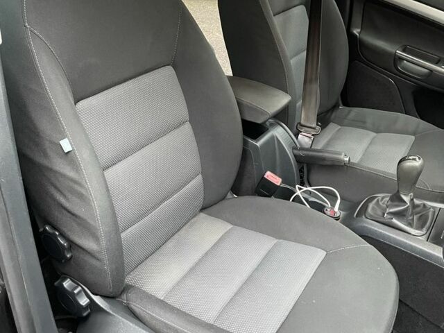 Черный Шкода Октавия, объемом двигателя 1.8 л и пробегом 189 тыс. км за 6400 $, фото 15 на Automoto.ua