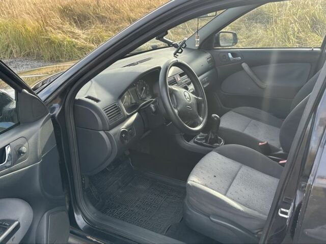 Черный Шкода Октавия, объемом двигателя 1.9 л и пробегом 300 тыс. км за 1999 $, фото 7 на Automoto.ua