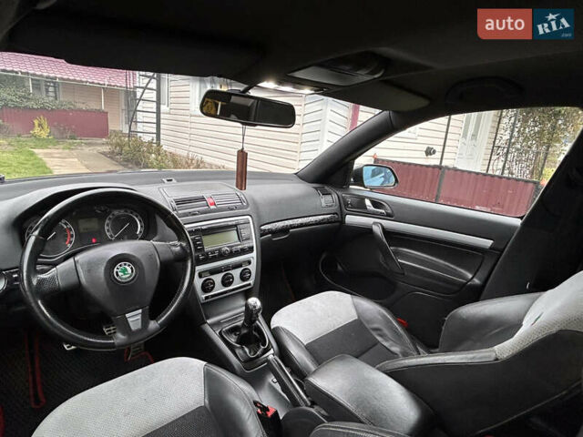 Черный Шкода Октавия, объемом двигателя 1.97 л и пробегом 293 тыс. км за 7200 $, фото 8 на Automoto.ua