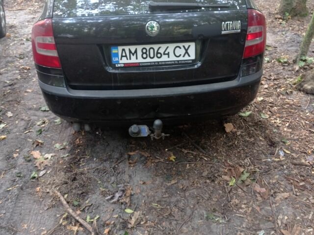 Чорний Шкода Октавія, об'ємом двигуна 2 л та пробігом 430 тис. км за 6000 $, фото 2 на Automoto.ua