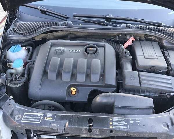 Черный Шкода Октавия, объемом двигателя 1.9 л и пробегом 300 тыс. км за 7500 $, фото 13 на Automoto.ua