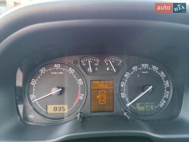 Черный Шкода Октавия, объемом двигателя 1.6 л и пробегом 183 тыс. км за 6999 $, фото 69 на Automoto.ua