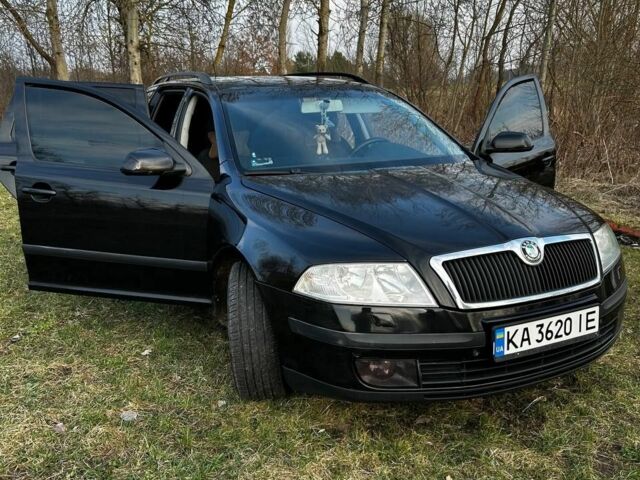 Чорний Шкода Октавія, об'ємом двигуна 1.6 л та пробігом 298 тис. км за 5200 $, фото 1 на Automoto.ua