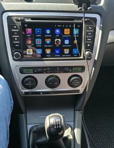 Чорний Шкода Октавія, об'ємом двигуна 1.98 л та пробігом 270 тис. км за 7900 $, фото 10 на Automoto.ua