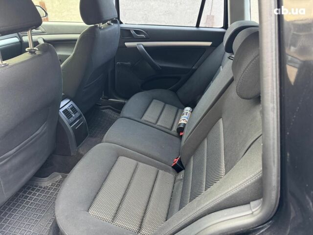 Черный Шкода Октавия, объемом двигателя 1.8 л и пробегом 252 тыс. км за 5990 $, фото 10 на Automoto.ua