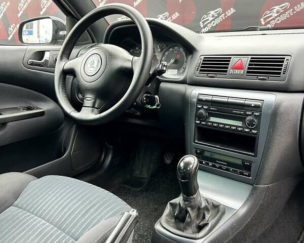 Чорний Шкода Октавія, об'ємом двигуна 1.6 л та пробігом 198 тис. км за 5900 $, фото 26 на Automoto.ua