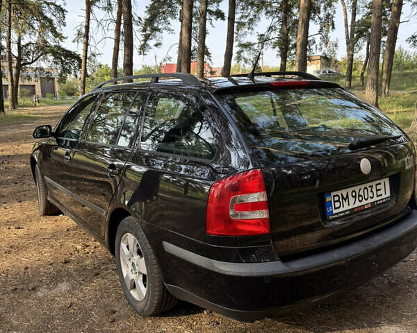 Черный Шкода Октавия, объемом двигателя 1.6 л и пробегом 244 тыс. км за 6400 $, фото 2 на Automoto.ua