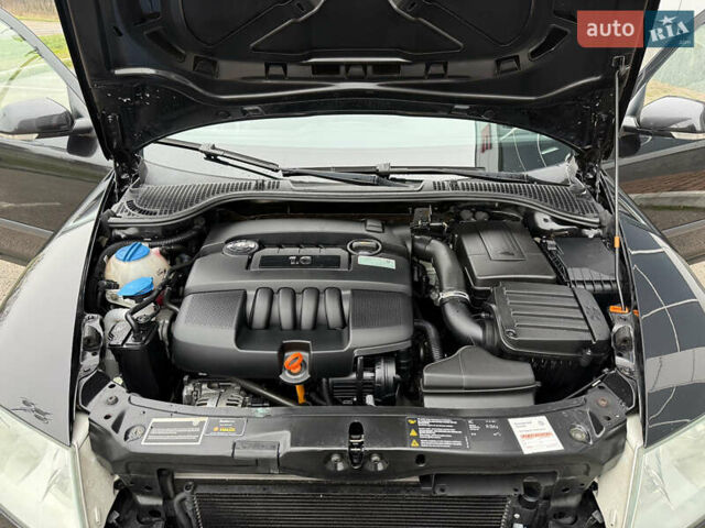 Черный Шкода Октавия, объемом двигателя 1.6 л и пробегом 211 тыс. км за 6500 $, фото 82 на Automoto.ua