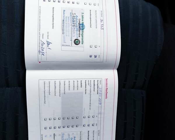 Черный Шкода Октавия, объемом двигателя 1.6 л и пробегом 183 тыс. км за 6999 $, фото 82 на Automoto.ua