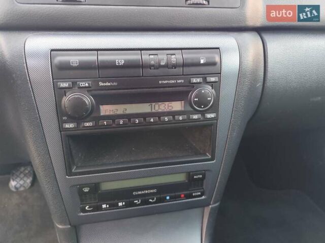 Черный Шкода Октавия, объемом двигателя 1.6 л и пробегом 183 тыс. км за 6999 $, фото 40 на Automoto.ua