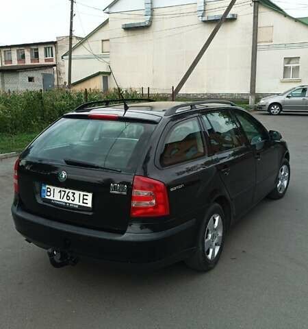 Черный Шкода Октавия, объемом двигателя 1.6 л и пробегом 285 тыс. км за 6500 $, фото 5 на Automoto.ua