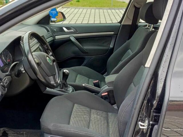 Чорний Шкода Октавія, об'ємом двигуна 1.9 л та пробігом 215 тис. км за 1700 $, фото 5 на Automoto.ua