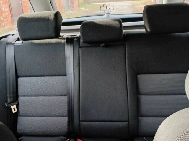 Черный Шкода Октавия, объемом двигателя 1.6 л и пробегом 241 тыс. км за 6100 $, фото 12 на Automoto.ua