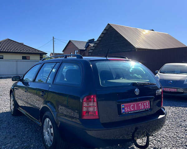 Черный Шкода Октавия, объемом двигателя 1.6 л и пробегом 234 тыс. км за 5200 $, фото 3 на Automoto.ua