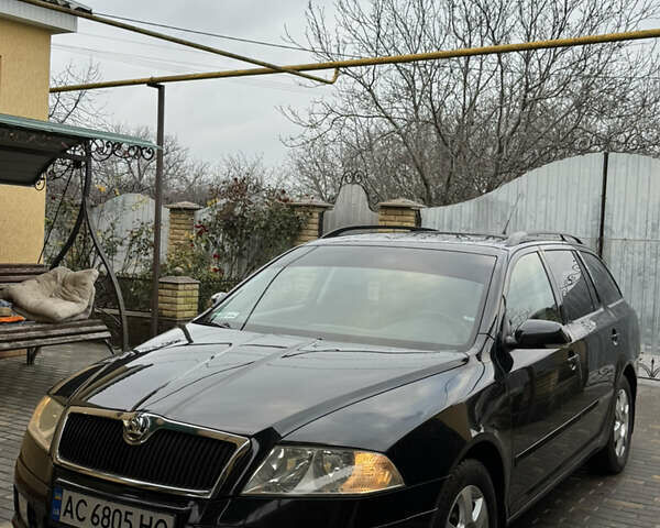 Чорний Шкода Октавія, об'ємом двигуна 1.8 л та пробігом 230 тис. км за 6000 $, фото 1 на Automoto.ua