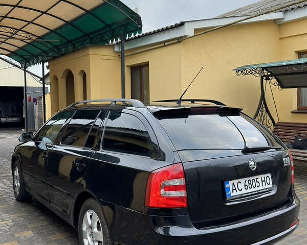 Чорний Шкода Октавія, об'ємом двигуна 1.8 л та пробігом 230 тис. км за 6000 $, фото 4 на Automoto.ua