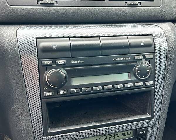 Черный Шкода Октавия, объемом двигателя 1.6 л и пробегом 198 тыс. км за 6300 $, фото 17 на Automoto.ua