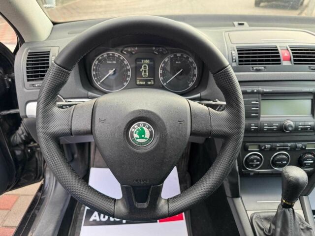 Черный Шкода Октавия, объемом двигателя 1.8 л и пробегом 252 тыс. км за 5990 $, фото 18 на Automoto.ua